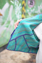 Načíst obrázek do prohlížeče Galerie, Bunda Kantha Short