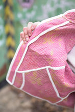 Načíst obrázek do prohlížeče Galerie, Bunda Kantha Short