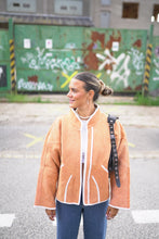 Lade das Bild in den Galerie-Viewer, Kurze Kantha-Jacke
