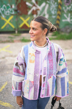 Lade das Bild in den Galerie-Viewer, Kurze Kantha-Jacke