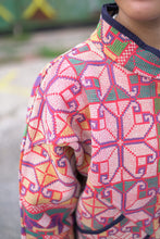 Lade das Bild in den Galerie-Viewer, Kurze Kantha-Jacke