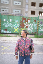 Lade das Bild in den Galerie-Viewer, Kurze Kantha-Jacke