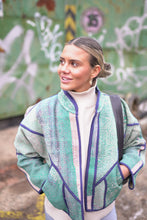 Načíst obrázek do prohlížeče Galerie, Bunda Kantha Short