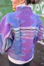 Lade das Bild in den Galerie-Viewer, Kurze Kantha-Jacke