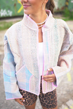 Lade das Bild in den Galerie-Viewer, Kurze Kantha-Jacke