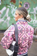 Načíst obrázek do prohlížeče Galerie, Bunda Kantha Short