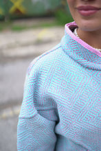 Lade das Bild in den Galerie-Viewer, Kurze Kantha-Jacke
