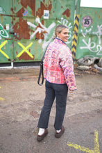 Načíst obrázek do prohlížeče Galerie, Bunda Kantha Short
