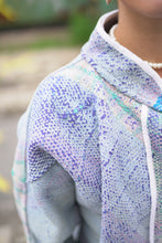 Lade das Bild in den Galerie-Viewer, Kurze Kantha-Jacke
