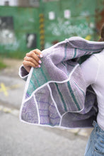 Lade das Bild in den Galerie-Viewer, Kurze Kantha-Jacke
