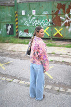 Lade das Bild in den Galerie-Viewer, Kurze Kantha-Jacke
