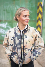 Load image into Gallery viewer, Kantha Short Jacket
