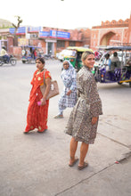 Load image into Gallery viewer, Kimono Indira
