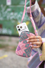 Načíst obrázek do prohlížeče Galerie, Kantha Phone case
