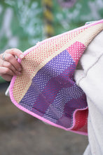 Načíst obrázek do prohlížeče Galerie, Vesta Kantha XS/M
