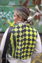 Načíst obrázek do prohlížeče Galerie, Vesta Kantha XS/M
