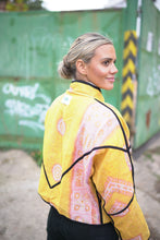 Load image into Gallery viewer, Kantha Short Jacket
