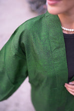 Lade das Bild in den Galerie-Viewer, Kimono Indira

