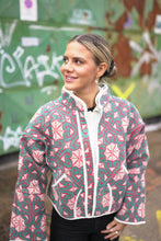 Načíst obrázek do prohlížeče Galerie, Bunda Kantha Short
