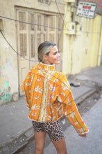 Načíst obrázek do prohlížeče Galerie, Bunda Kantha Short
