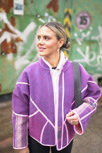 Lade das Bild in den Galerie-Viewer, Kurze Kantha-Jacke
