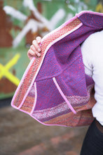 Lade das Bild in den Galerie-Viewer, Kurze Kantha-Jacke
