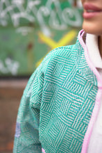 Lade das Bild in den Galerie-Viewer, Kurze Kantha-Jacke

