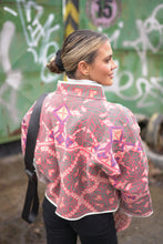 Načíst obrázek do prohlížeče Galerie, Bunda Kantha Short
