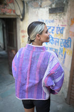 Lade das Bild in den Galerie-Viewer, Kurze Kantha-Jacke
