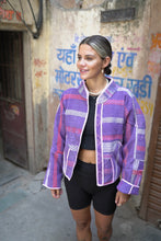 Lade das Bild in den Galerie-Viewer, Kurze Kantha-Jacke
