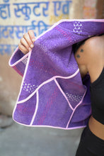 Lade das Bild in den Galerie-Viewer, Kurze Kantha-Jacke
