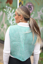 Lade das Bild in den Galerie-Viewer, Kantha Bae Weste
