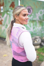 Lade das Bild in den Galerie-Viewer, Kantha Bae Weste
