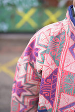 Lade das Bild in den Galerie-Viewer, Kurze Kantha-Jacke
