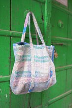 Načíst obrázek do prohlížeče Galerie, Taška Kantha
