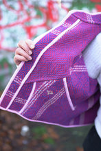 Načíst obrázek do prohlížeče Galerie, Bunda Kantha Short
