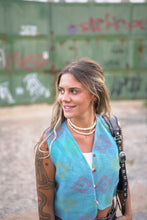 Load image into Gallery viewer, Kantha Nouba vest
