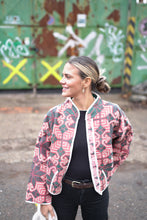 Načíst obrázek do prohlížeče Galerie, Bunda Kantha Short
