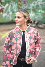 Načíst obrázek do prohlížeče Galerie, Bunda Kantha Short
