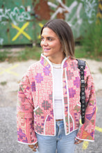 Načíst obrázek do prohlížeče Galerie, Bunda Kantha Short
