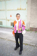 Lade das Bild in den Galerie-Viewer, Kurze Kantha-Jacke
