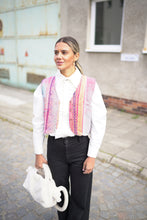 Lade das Bild in den Galerie-Viewer, Kantha Bae Weste
