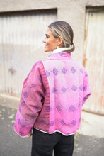Načíst obrázek do prohlížeče Galerie, Bunda Kantha Short
