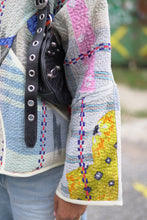 Načíst obrázek do prohlížeče Galerie, Bunda Kantha Short
