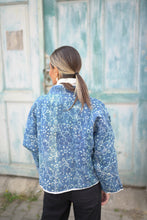 Lade das Bild in den Galerie-Viewer, Kurze Kantha-Jacke
