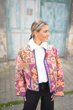 Načíst obrázek do prohlížeče Galerie, Bunda Kantha Short
