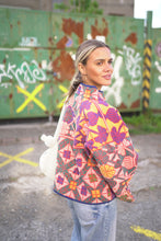 Načíst obrázek do prohlížeče Galerie, Bunda Kantha Short
