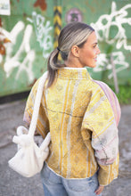 Načíst obrázek do prohlížeče Galerie, Bunda Kantha Short
