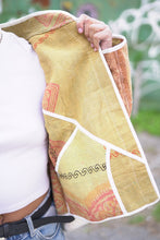 Načíst obrázek do prohlížeče Galerie, Bunda Kantha Short
