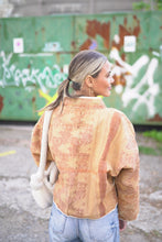 Načíst obrázek do prohlížeče Galerie, Bunda Kantha Short
